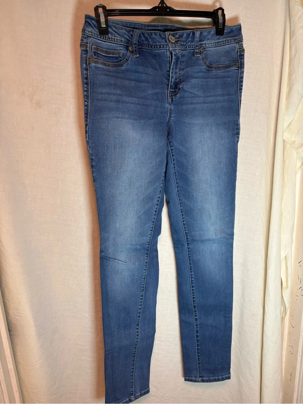 Maurice’s Medium Wash Skinny Jeans Stretch Jeggings Womens Medium 30” Waist